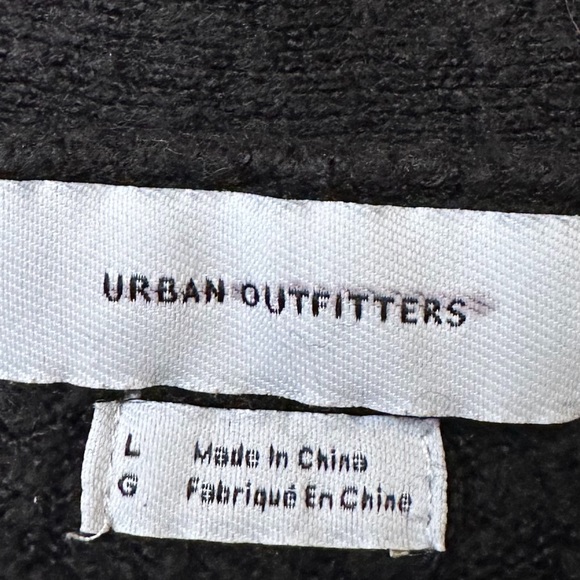 UO Rose Button Up - Picture 4 of 4